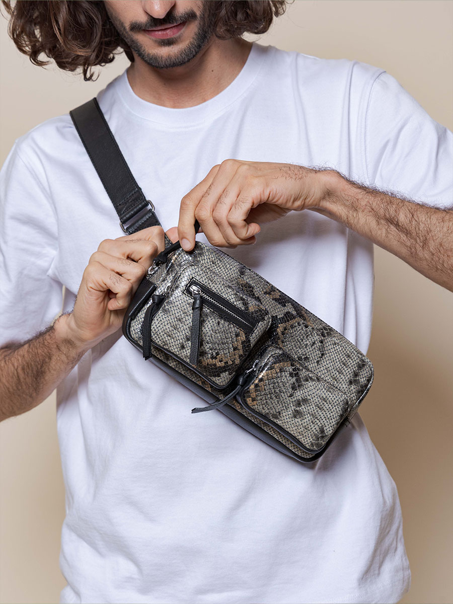 fanny-pack-python-grey-black-leather-labanane-90s-python-ambient-view-m86-p-gre-b