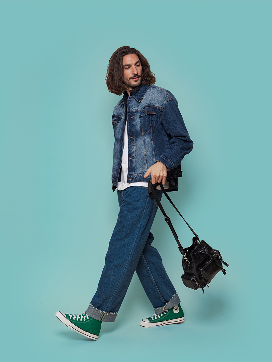 bucket-bag-leather-shimmering-black-leseau-90s-eclipse-focus-material-view-w57-m-b