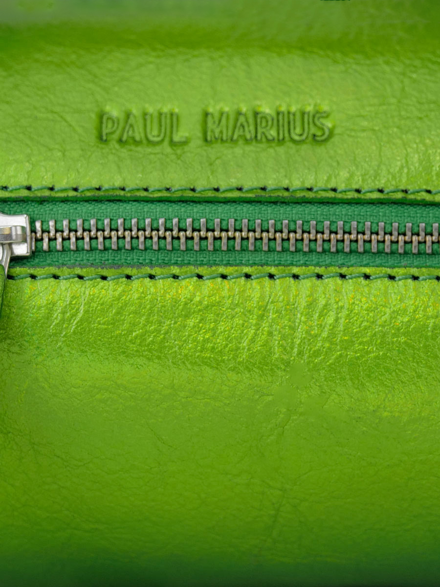 green-leather-shoulder-bag-women-close-up-picture-charlie-absinthe-paul-marius-3760125358222