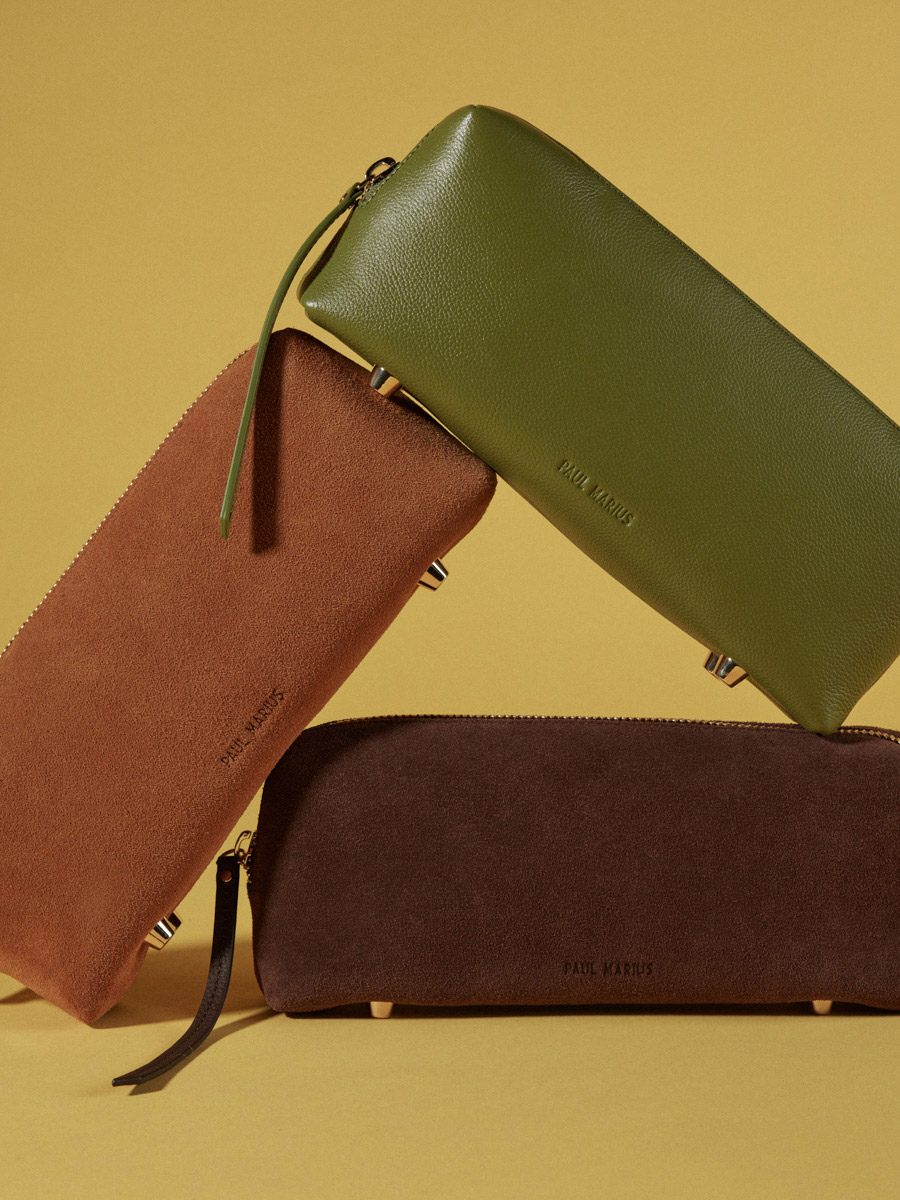 toiletry-bag-brown-adam-chocolate-ambient-view-m79-su-db