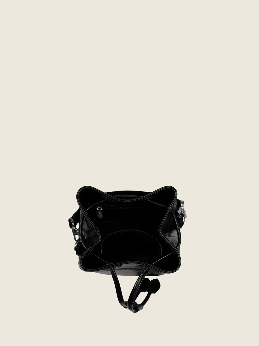 capucine-xs-bag-leather-black-women-patent-inside-view-w39xs-cr-ver-b