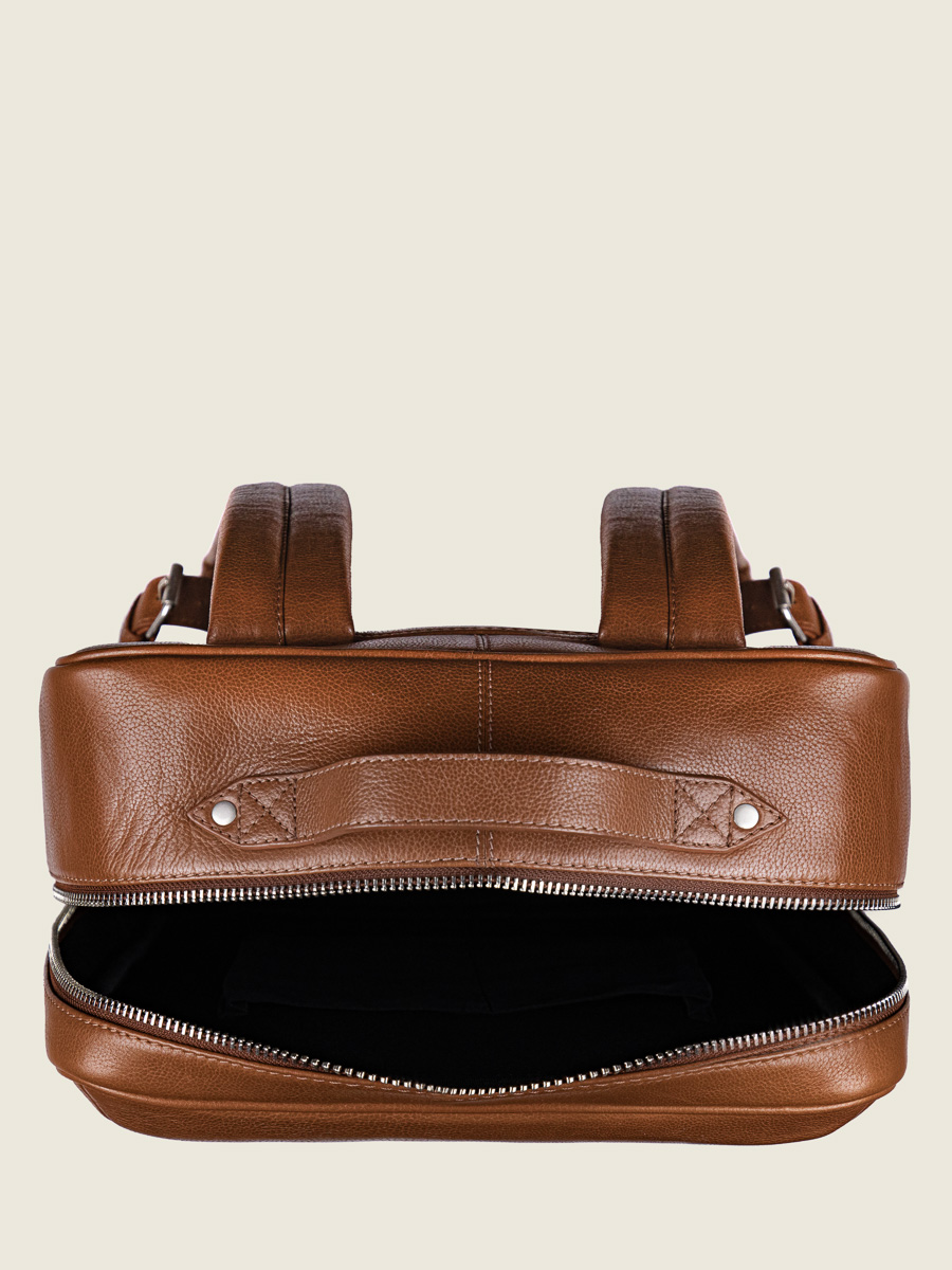brown-leather-bagpack-charles-light-brown-paul-marius-front-view-picture-b11-l