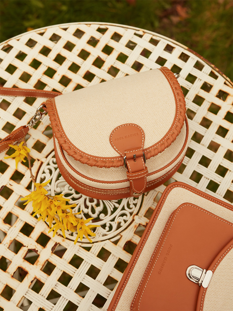 Beige canavas mini shoulder bag LeBobo Escapade - Beige Canvas focus material photo