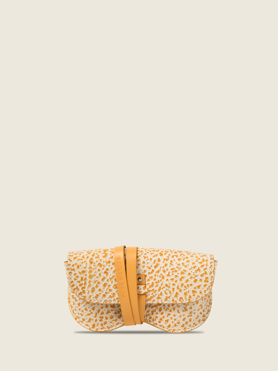 Purple leather glasses case L'Étui à Lunettes - Lavende focus material photo