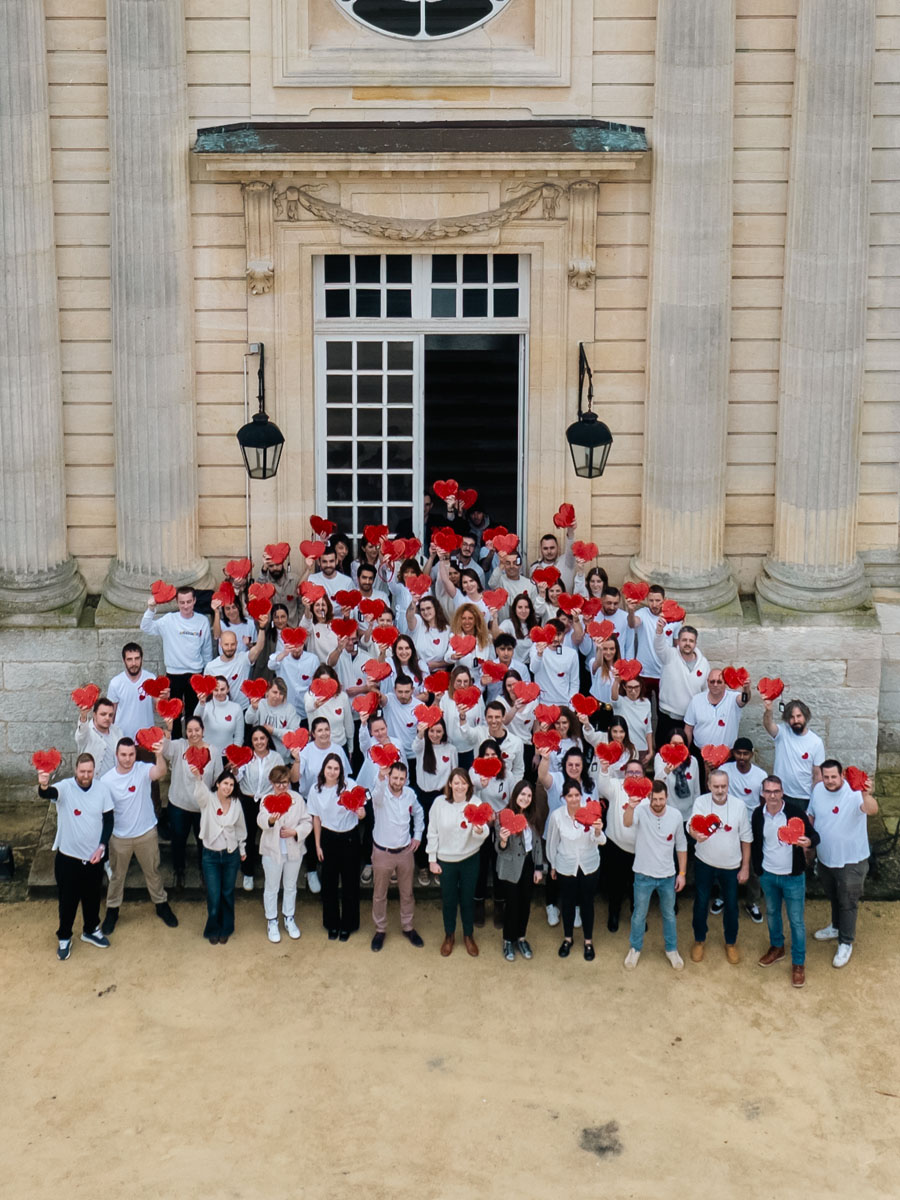 red-leather-handbag-lecoeur-red-paul-marius-focus-material-picture-w46-r