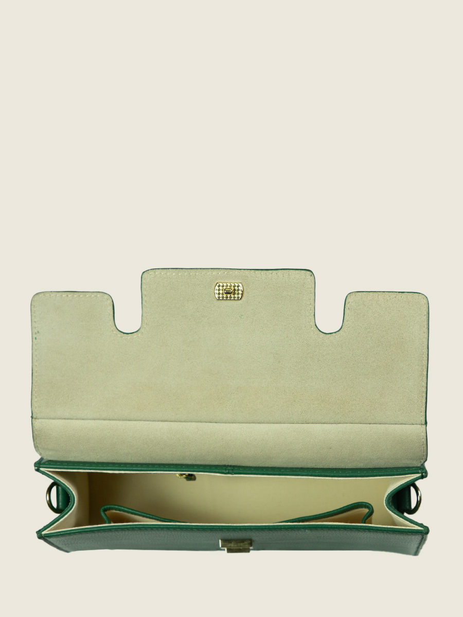 green-leather-baguette-bag-gabrielle-azur-imperial-green-paul-marius-ambient-view-picture-w42-az-gr