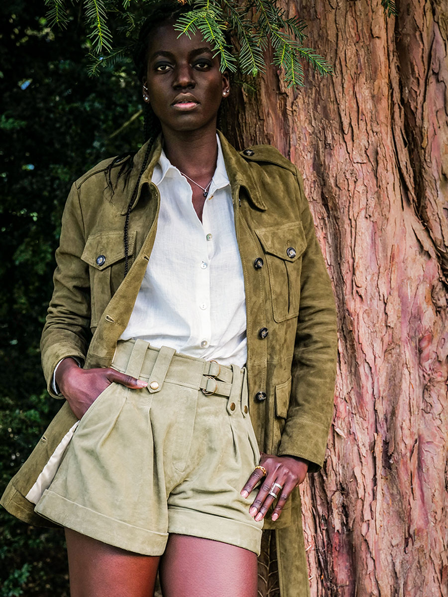 leather-safari-jacket-for-woman-picture-parade-picture-lasaharienne-rodeo-khaki-paul-marius