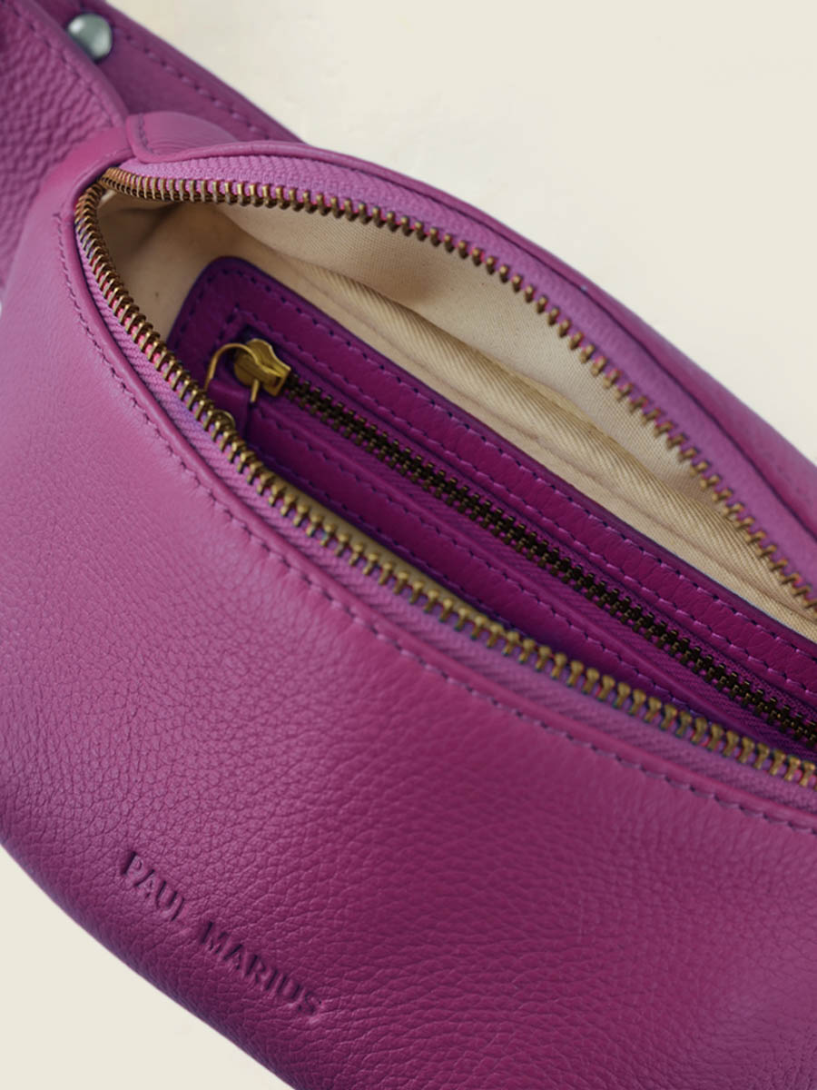 purple-leather-mini-fanny-pack-labanane-xs-sorbet-blackcurrant-paul-marius-inside-view-picture-m503xs-sb-p