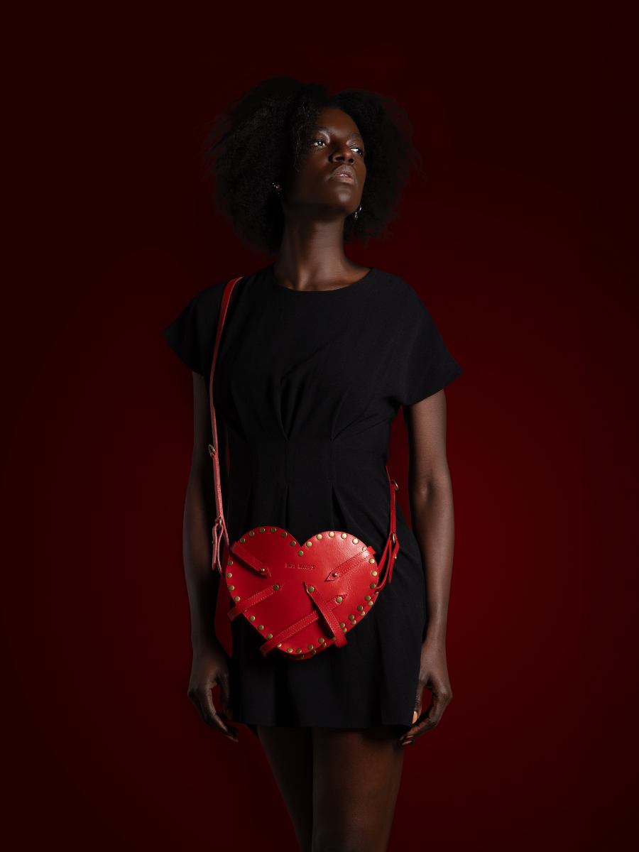 red-leather-handbag-lecoeur-red-paul-marius-campaign-picture-w46-r