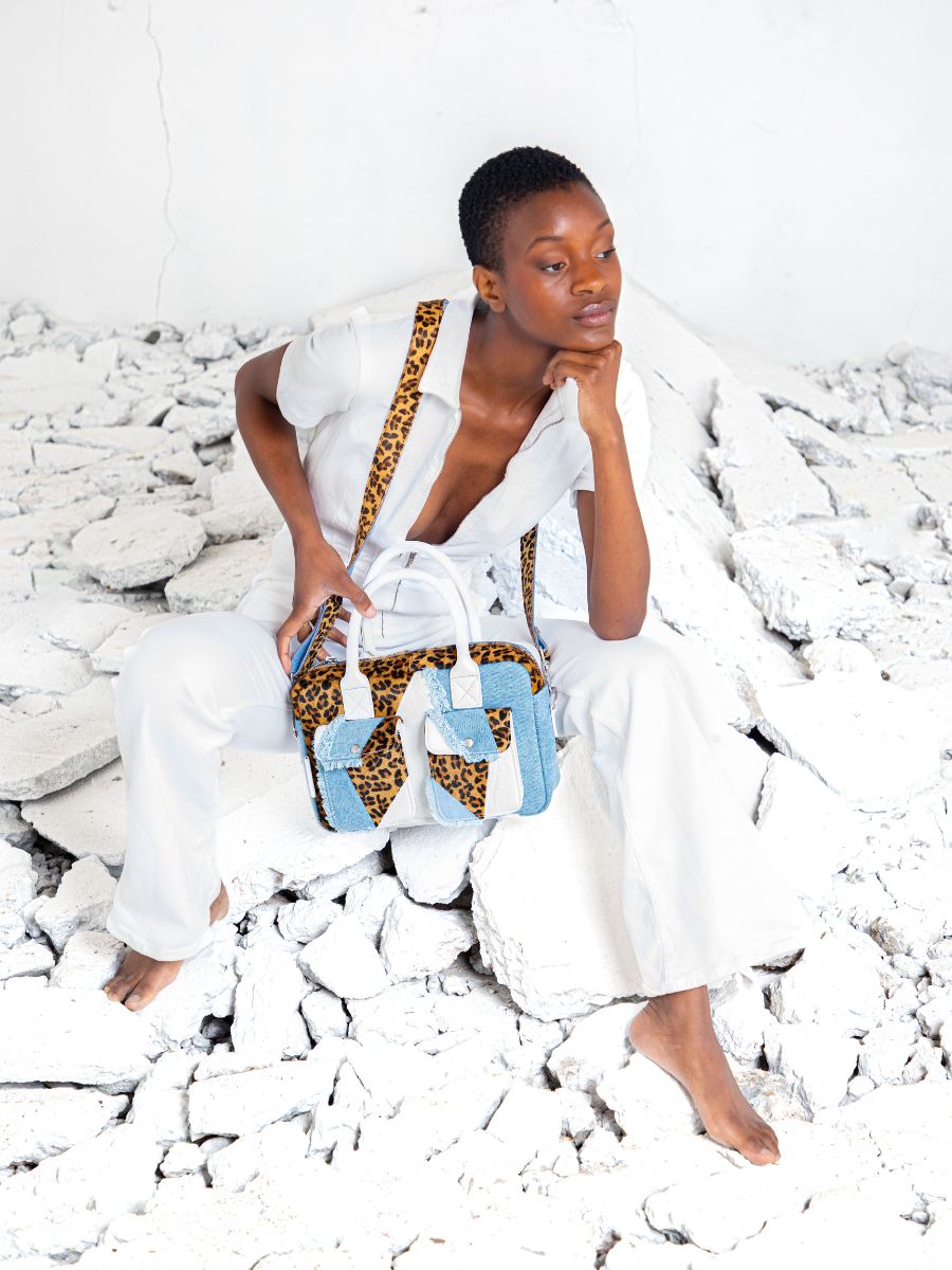 white-leather-handbag-ledandy-s-chimere-denim-white-paul-marius-focus-material-view-picture-w04s-ch-w-denim