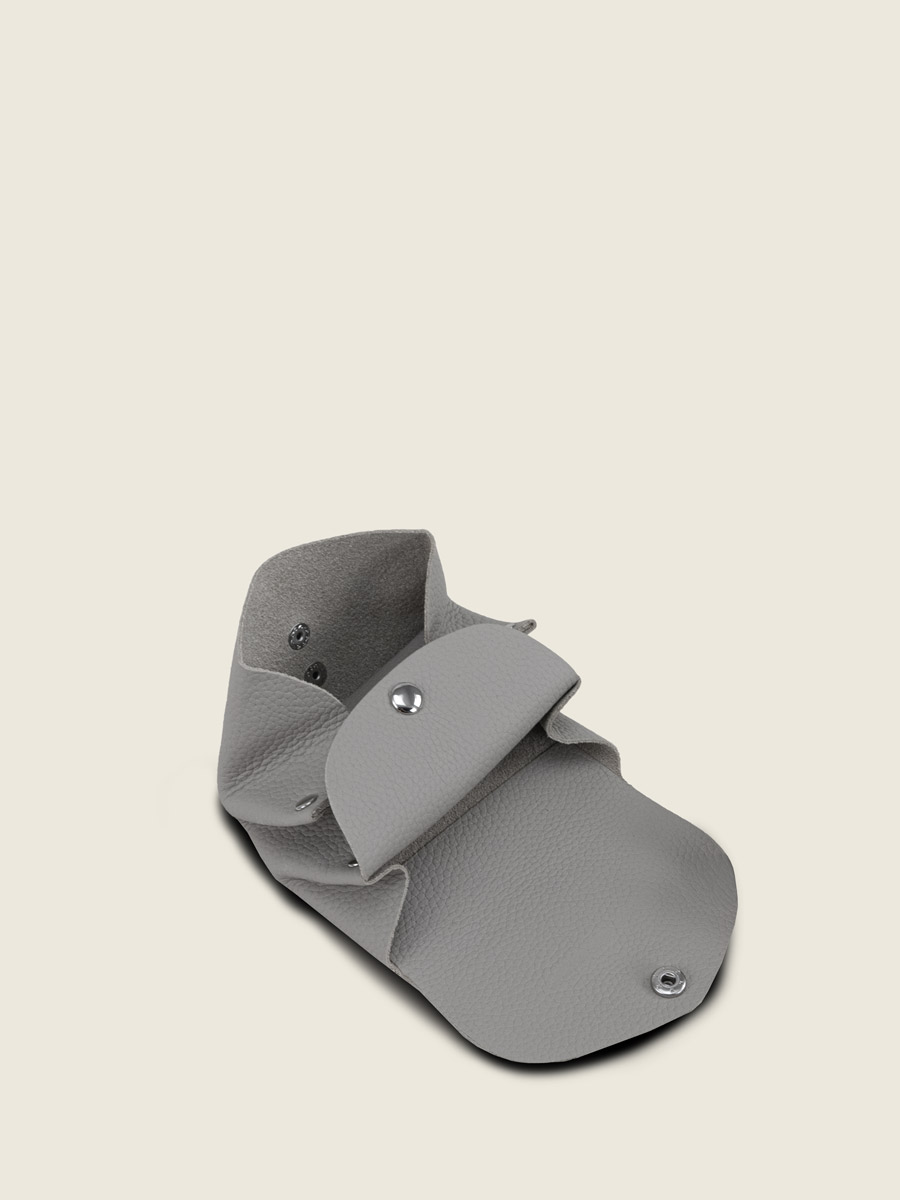 purse-grey-leather-legustave-galet-side-view-clp-bm-gre