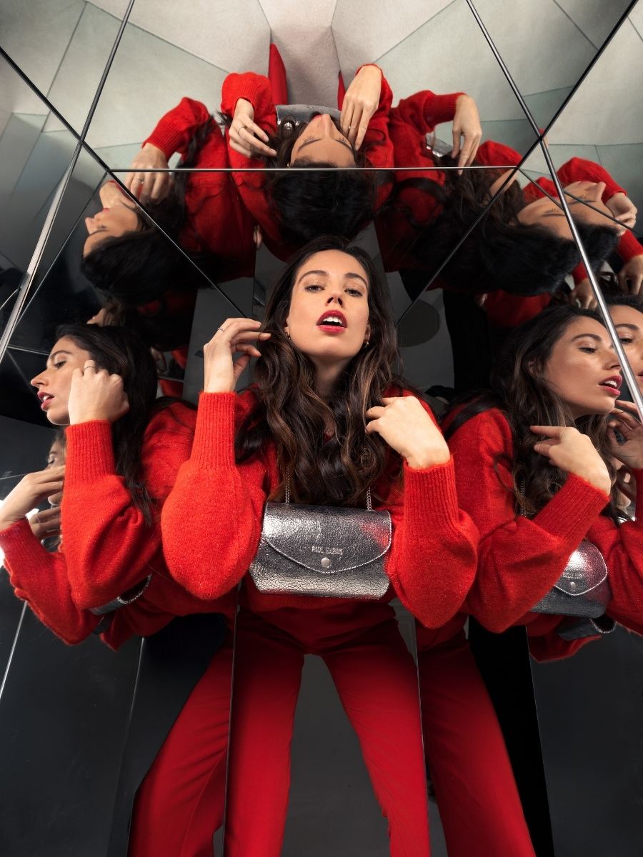 mini-bag-legustave-pochette-miroir-silver-campaign-view-clpl-mir