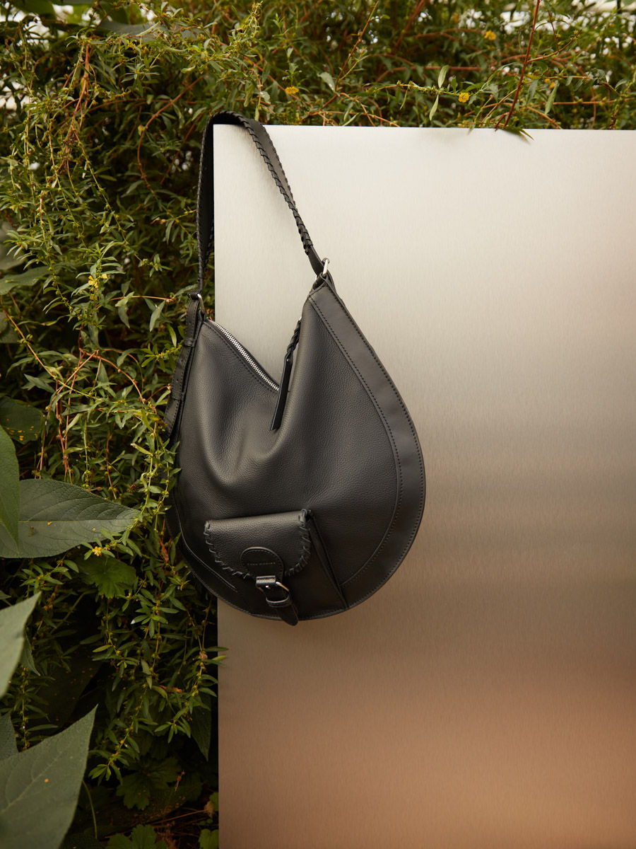 lehobo-leather-handbag-m-women-black-focus-material