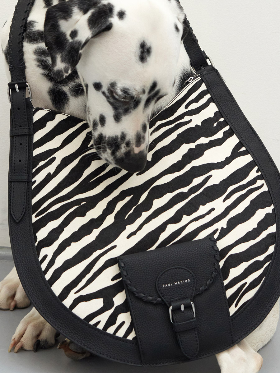 women-hobo-leather-bag-black-white-ambient-view-w60m-ti-b-w