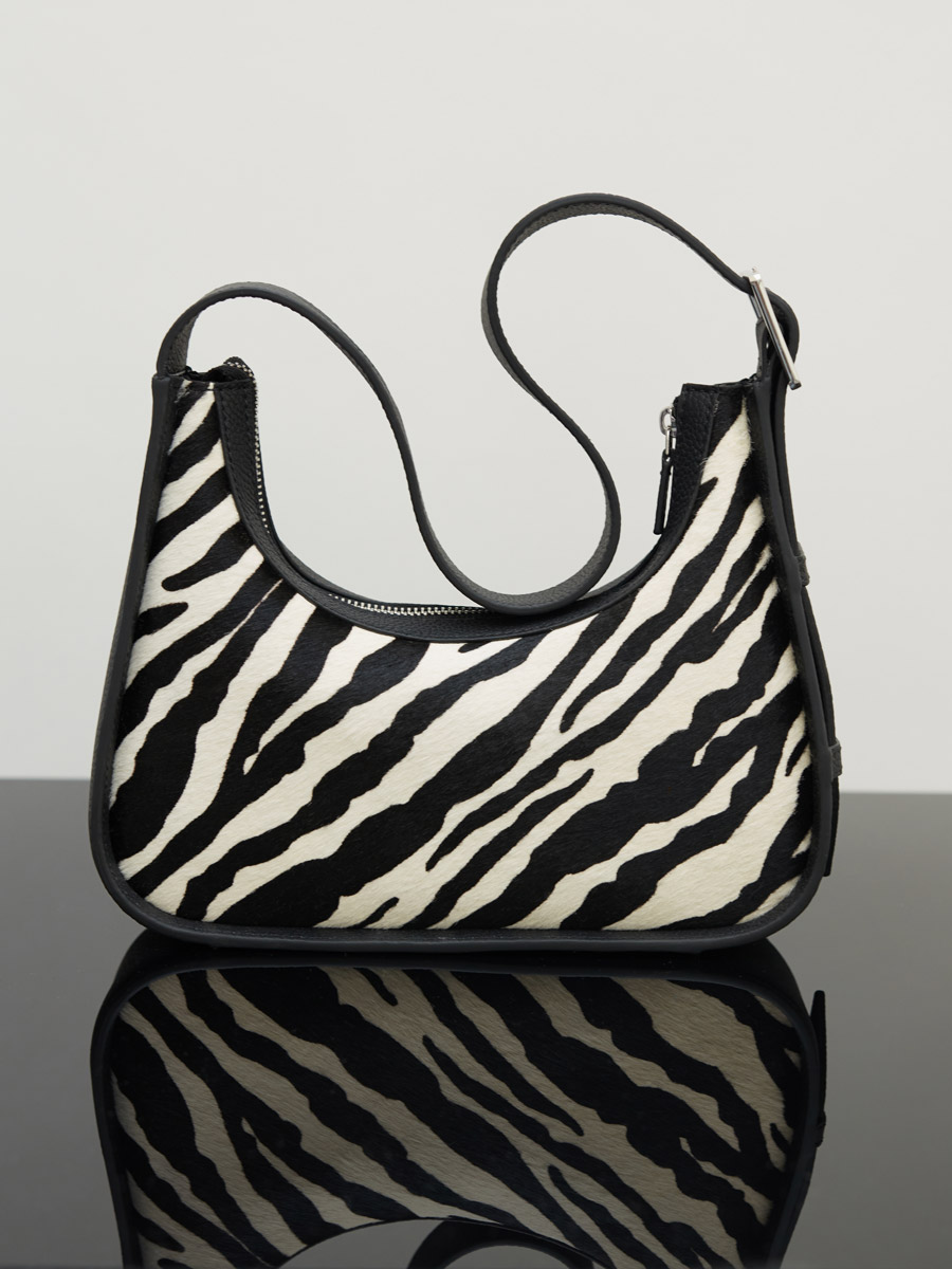 mini-baguette-bag-black-white-leather-victoire-xs-focus-material-w54xs-ti-b-w 