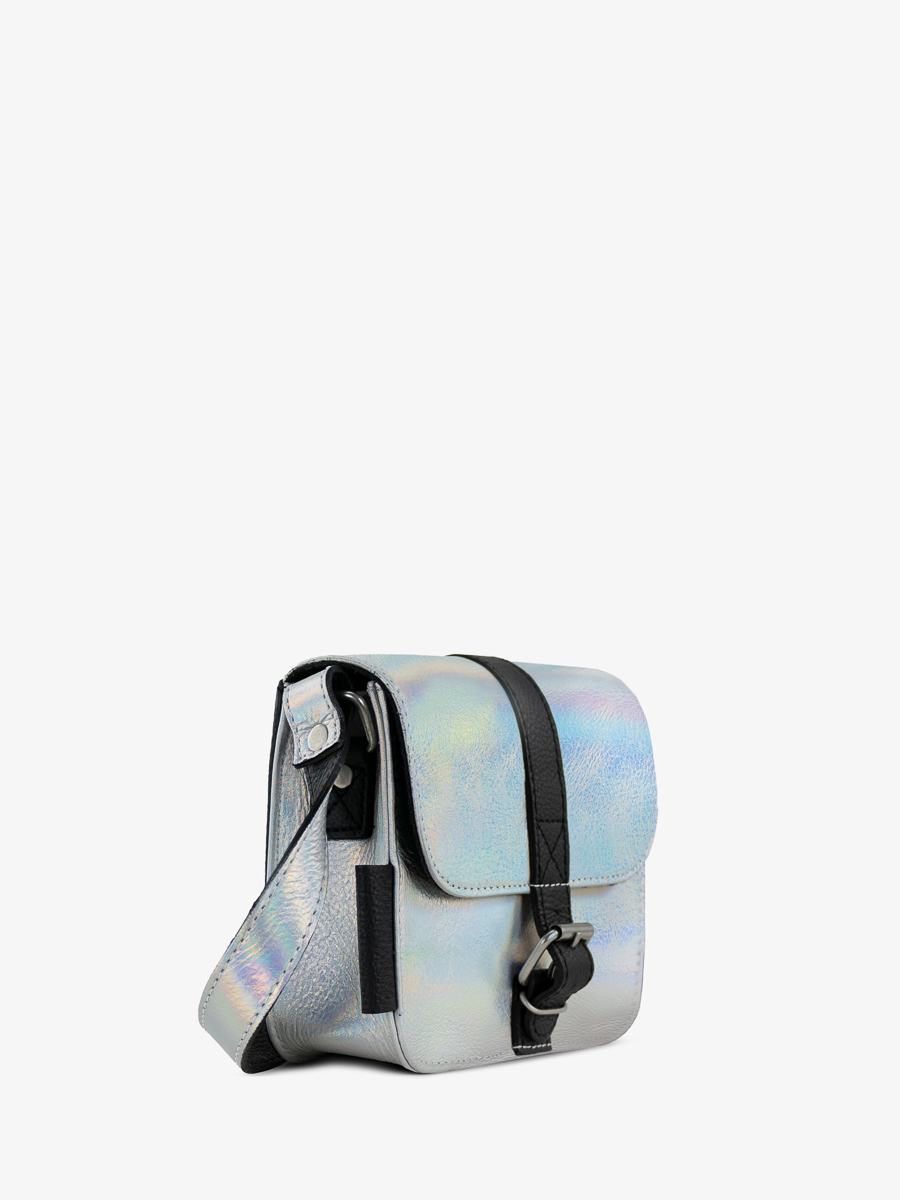 cross-body-bag-essentiel-givre-holographic-black-back-view-m21-giv