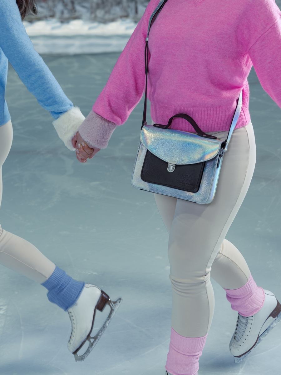 cross-body-bag-mademoiselle-george-givre-holographic-black-ambient-view-w05-giv