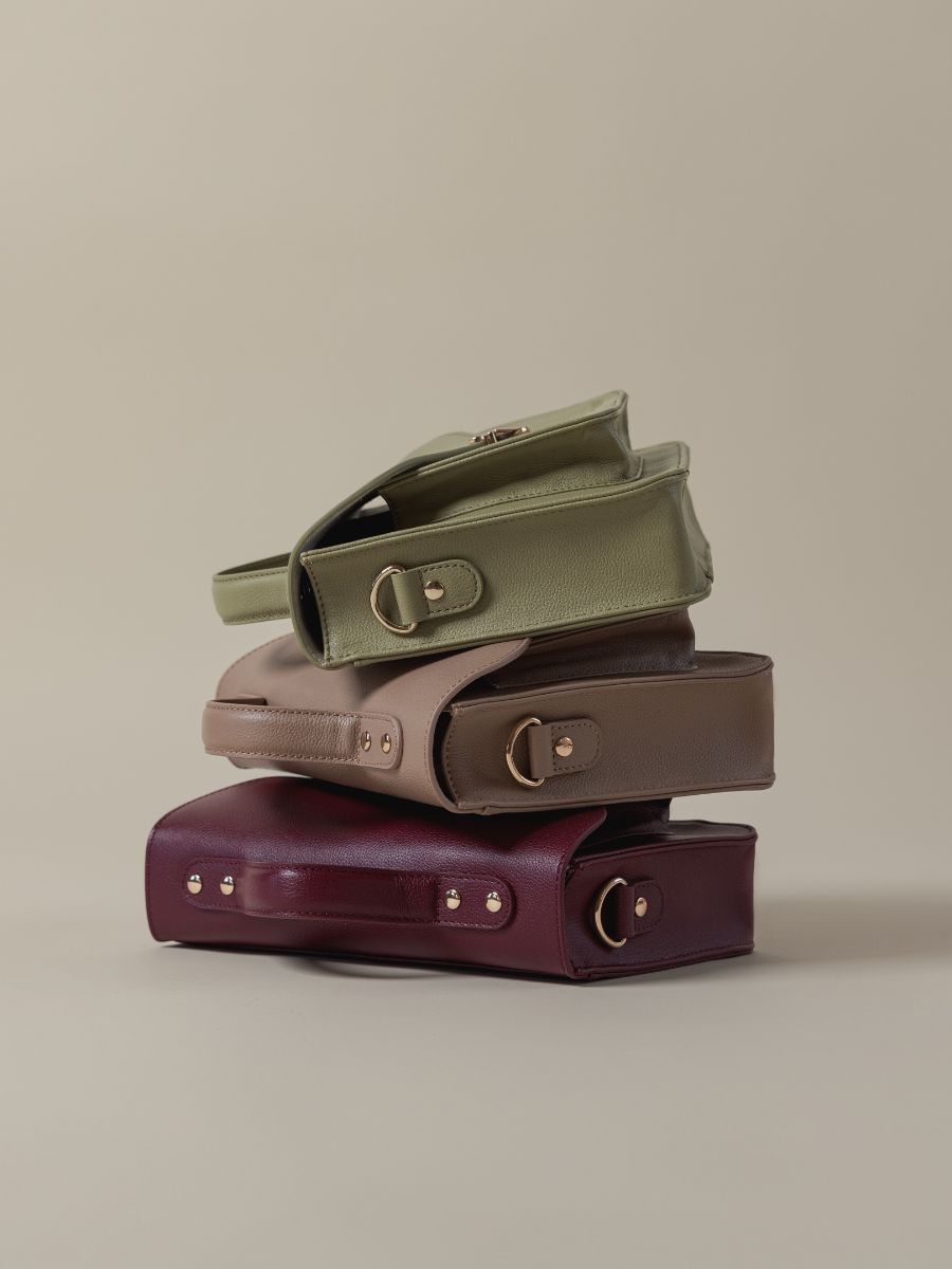 cross-body-bag-leather-mademoiselle-george-n2-burgundy-focus-material-view-w105-p