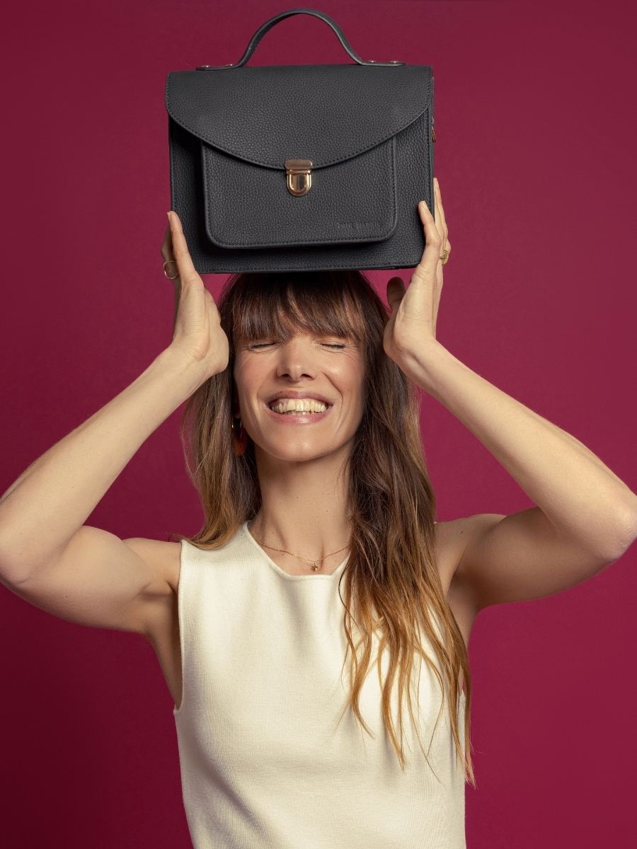 cross-body-bag-leather-mademoiselle-george-n2-soft-black-side-view-w105-bm-b