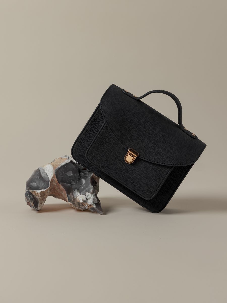 cross-body-bag-leather-mademoiselle-george-n2-soft-black-focus-material-view-w105-bm-b