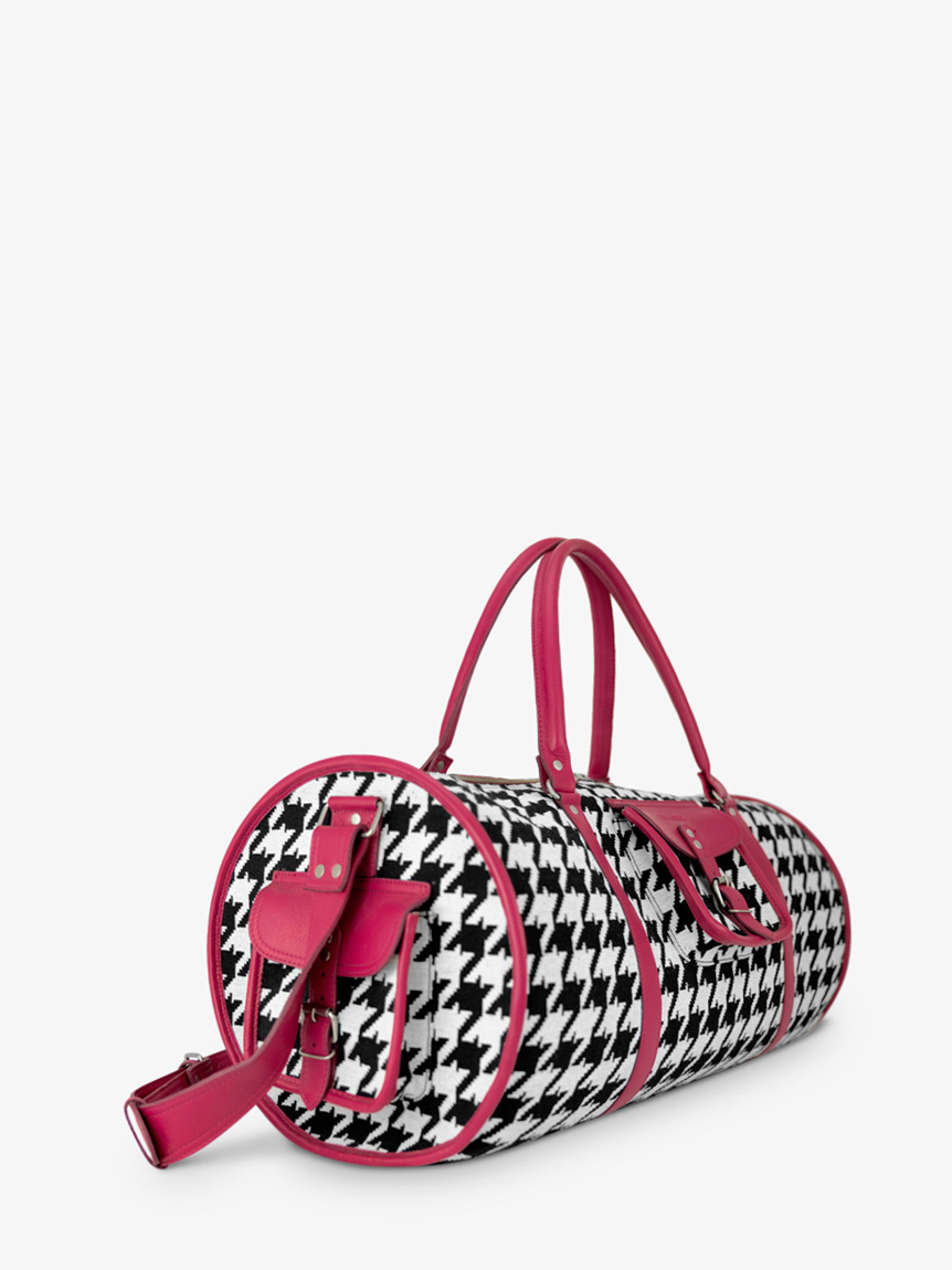 pink-leather-travel-bag-levoyageur-xl-allure-fuchsia-paul-marius-side-view-picture-m08s60-hs2-pi