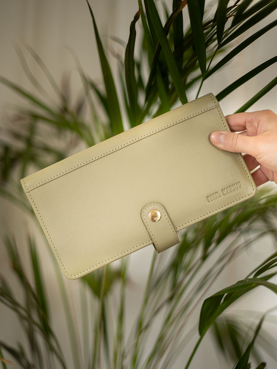 leather-wallet-for-women-green-interior-view-picture-charlotte-n2-art-deco-almond-paul-marius-3760125360027