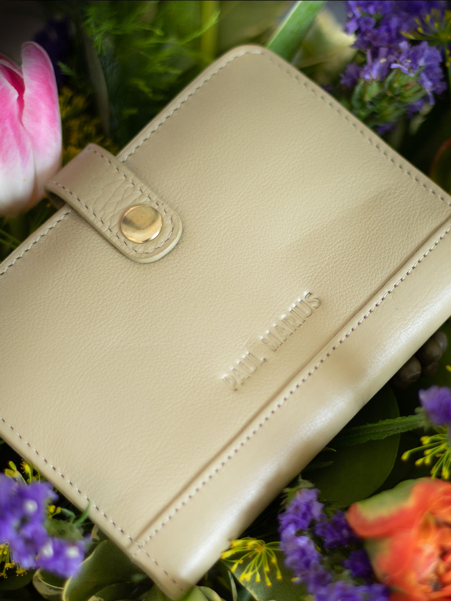 leather-wallet-for-women-green-interior-view-picture-jeanne-art-deco-almond-paul-marius-3760125359946