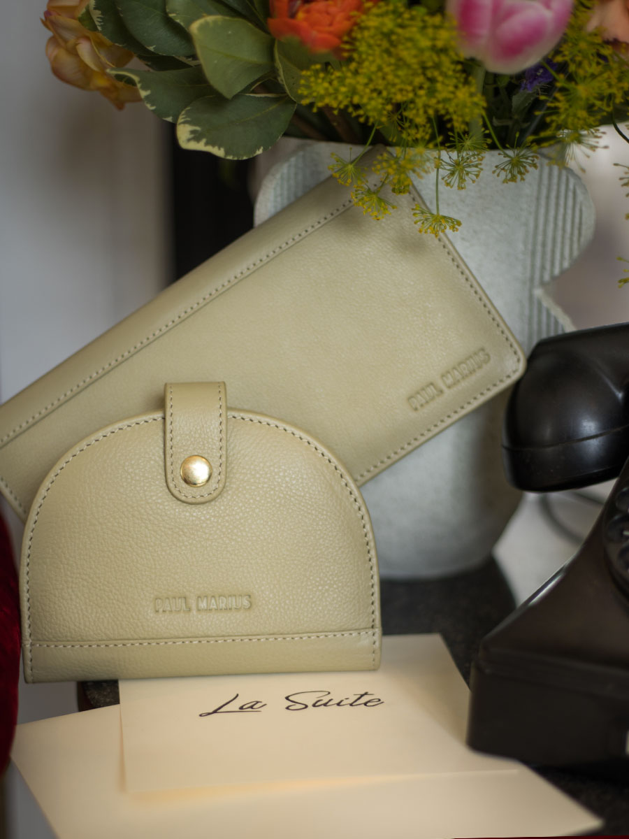 leather-wallet-for-women-green-picture-parade-charlotte-n2-art-deco-almond-paul-marius-3760125360027