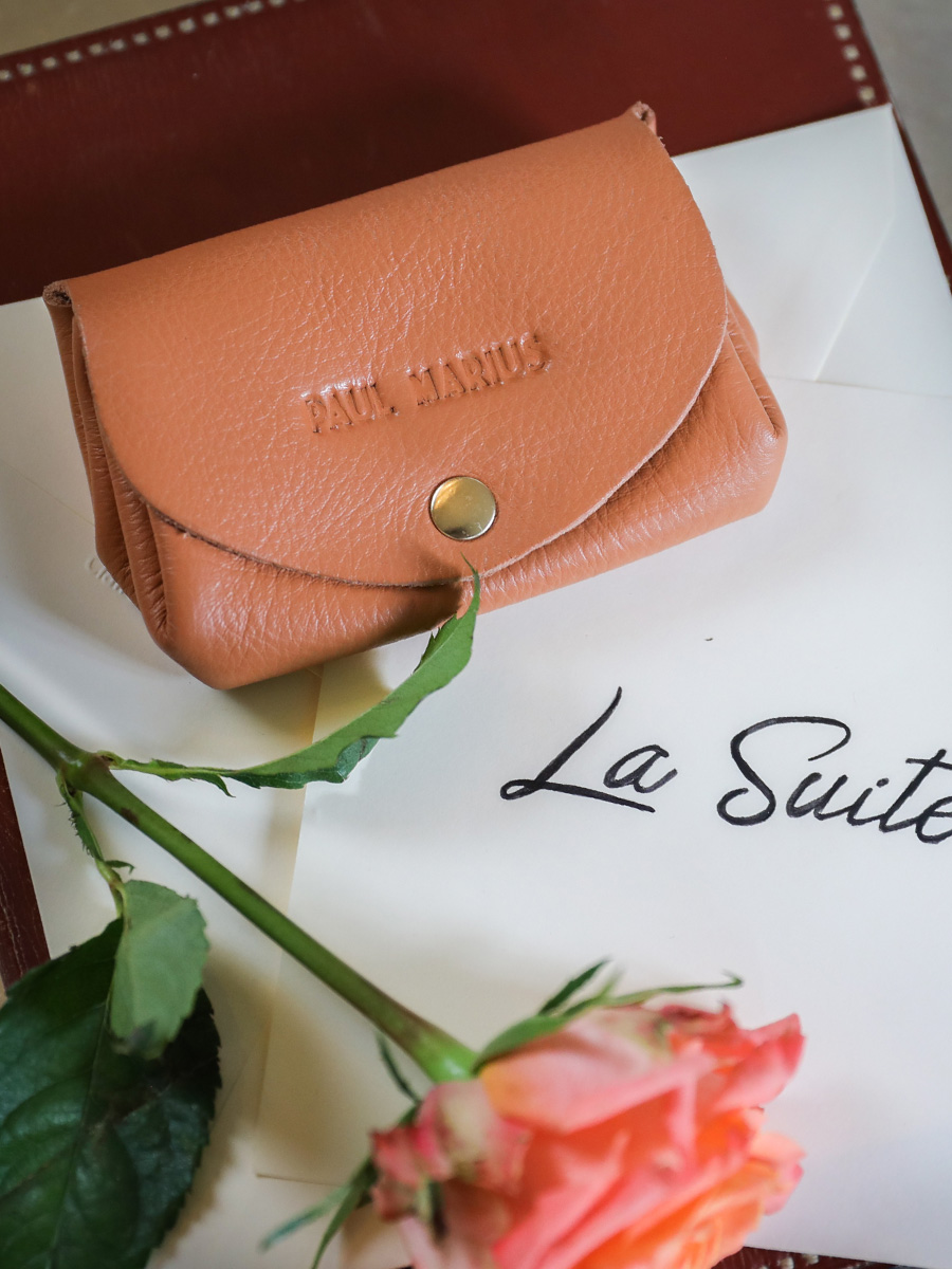 leather-purse-for-women-brown-interior-view-picture-legustave-art-deco-caramel-paul-marius-3760125360089