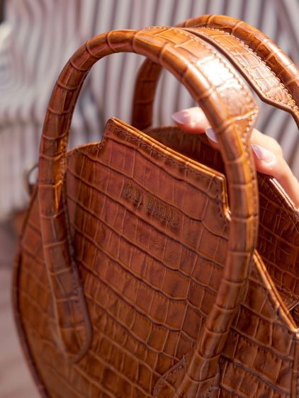 Aline Héritage - Brown