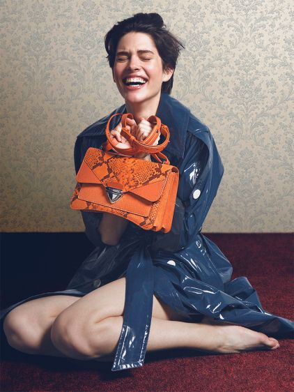 Madame George Python - Amber