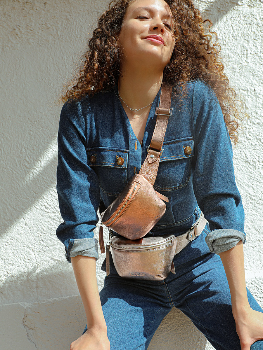 rose-gold-leather-fanny-pack-inside-view-picture-labanane-xs-rose-gold-paul-marius-3760125358338