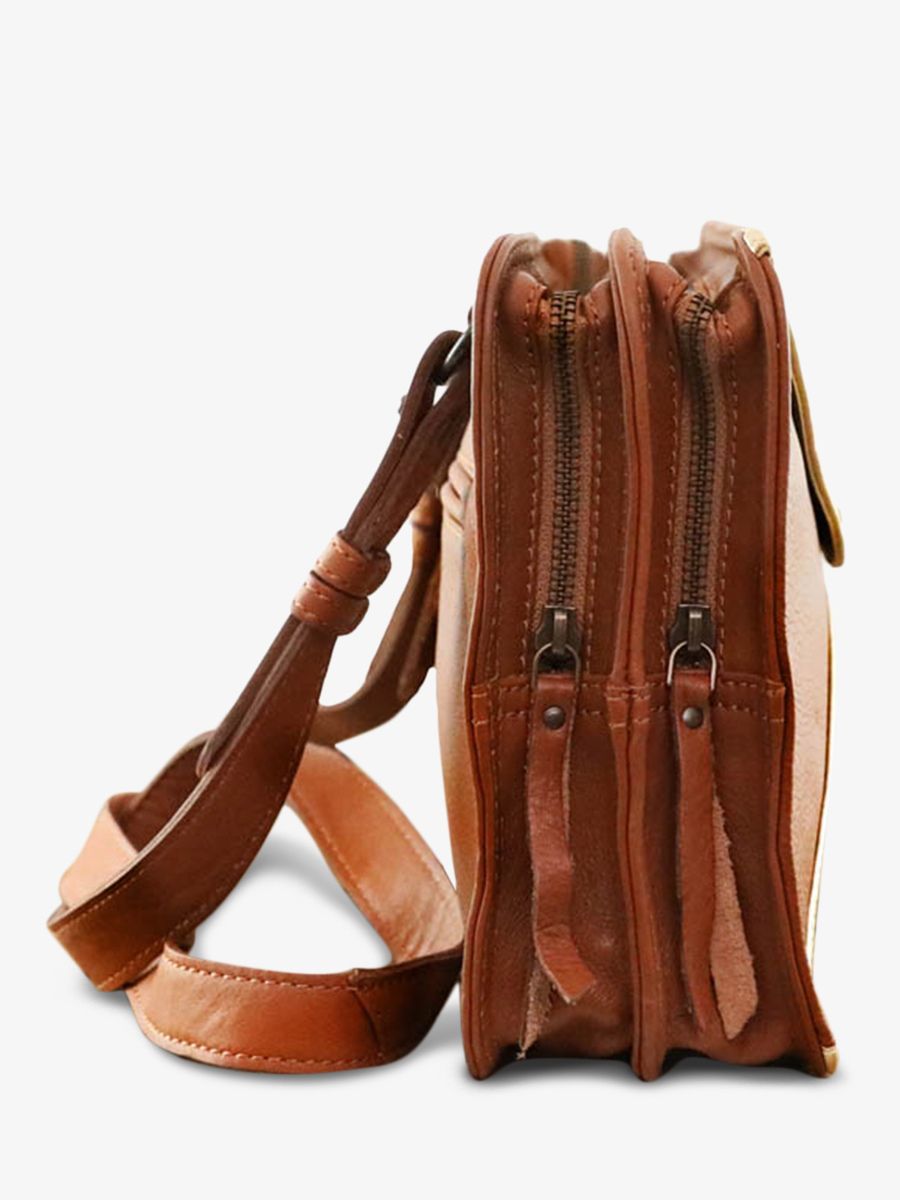 shoulder-bag-for-woman-brown-gold-side-view-picture-legraphique-light-brown-gold-paul-marius-3760125335452