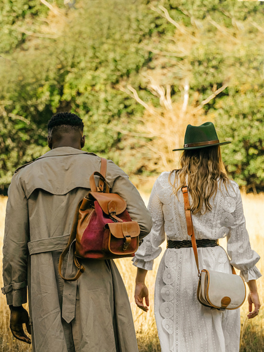 leather-backpak-for-woman-brown-purple-picture-parade-lebaroudeur-pampa-light-brown-raisin-paul-marius-3760125348971