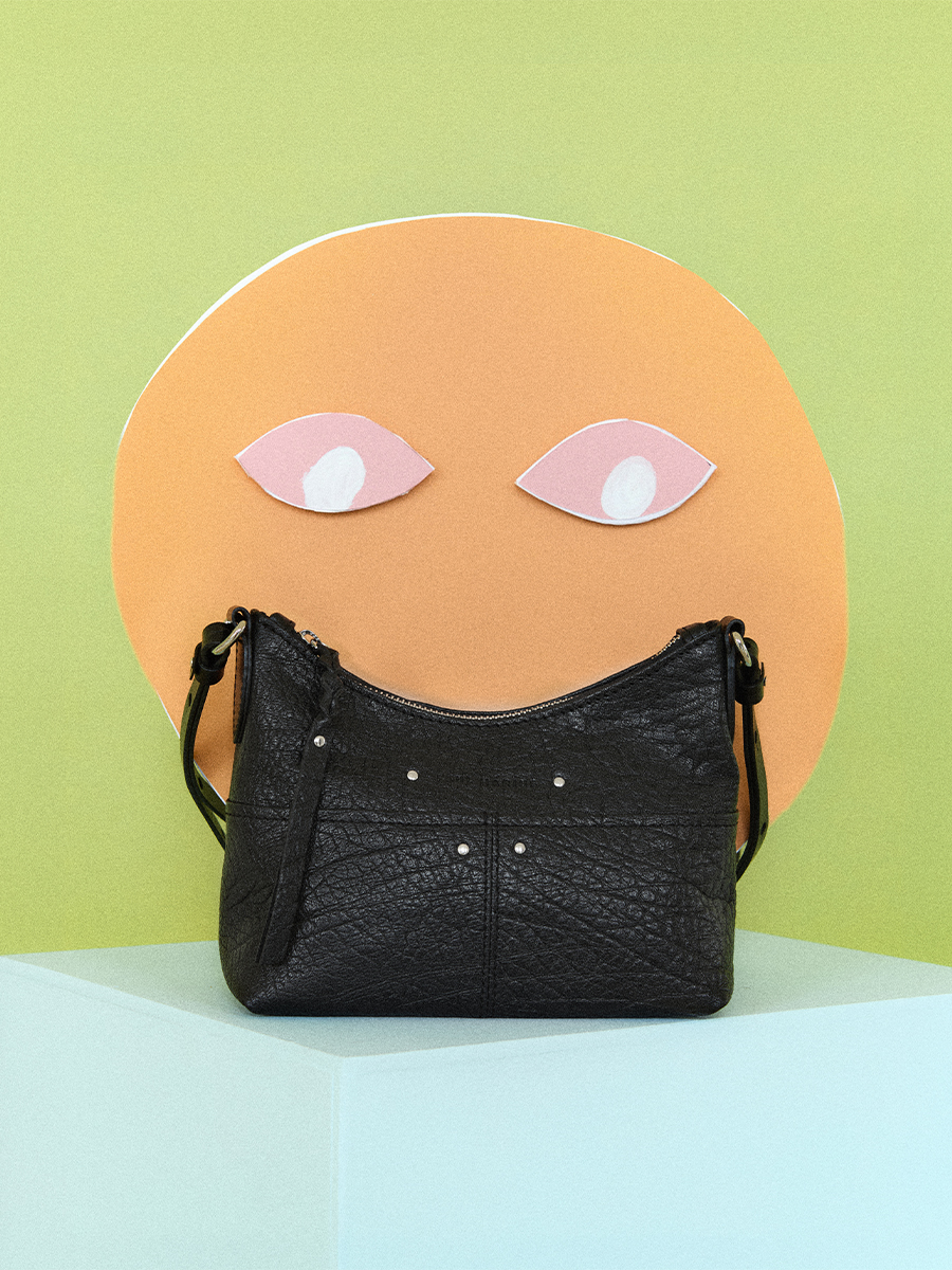 Black leather shoulder strap bag LeLoustic - Black ambient view