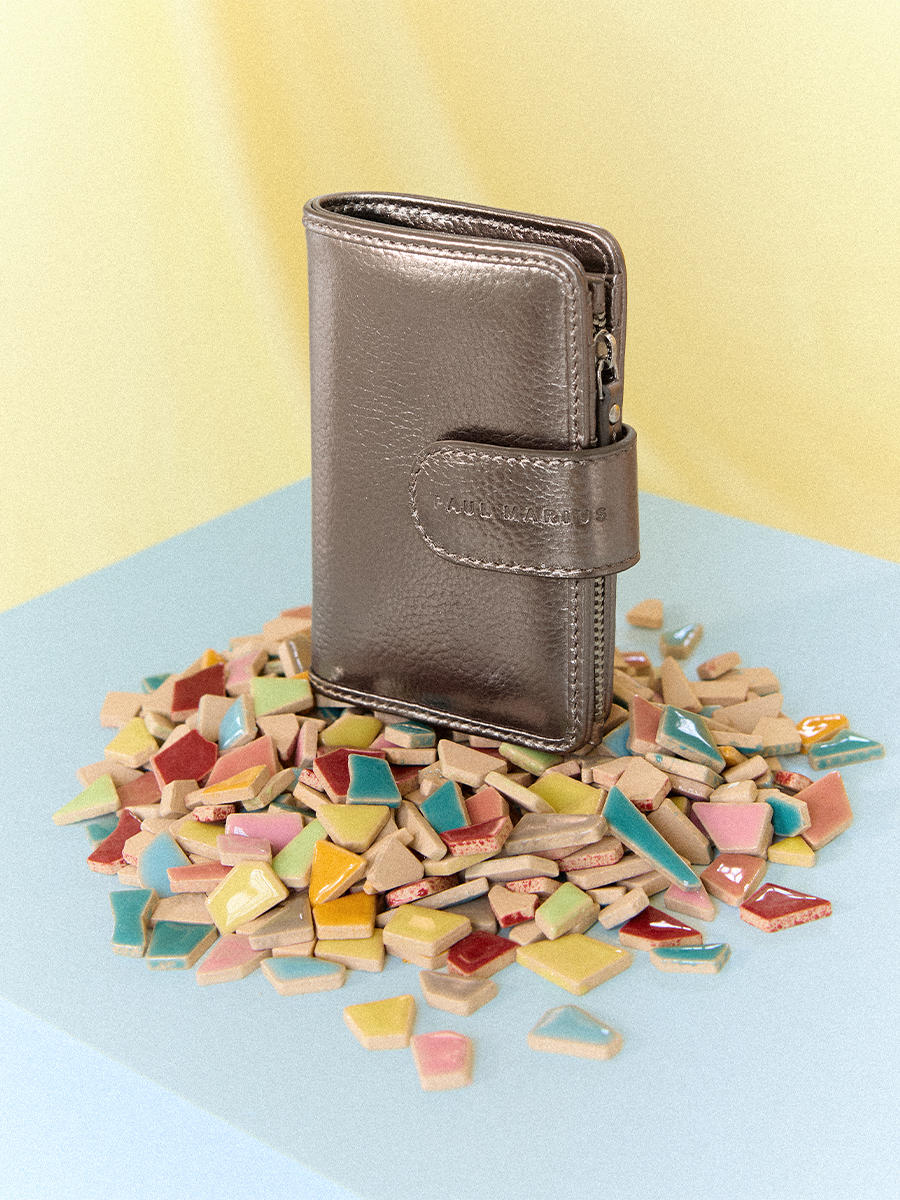 Silver wallet Valentine - Steel side view