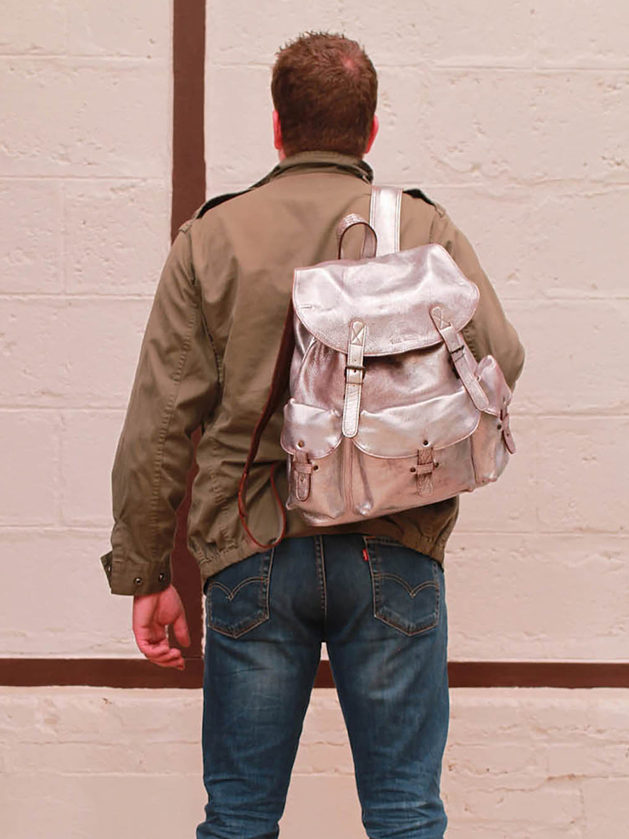 leather-back-pack-silver-picture-parade-lemeridien-silver-amber-paul-marius-3760125332550